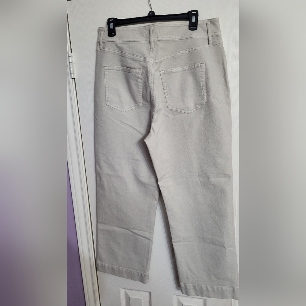 LOFT Cream Boot Cut Pants Size 12/31 - Picture 6 of 10